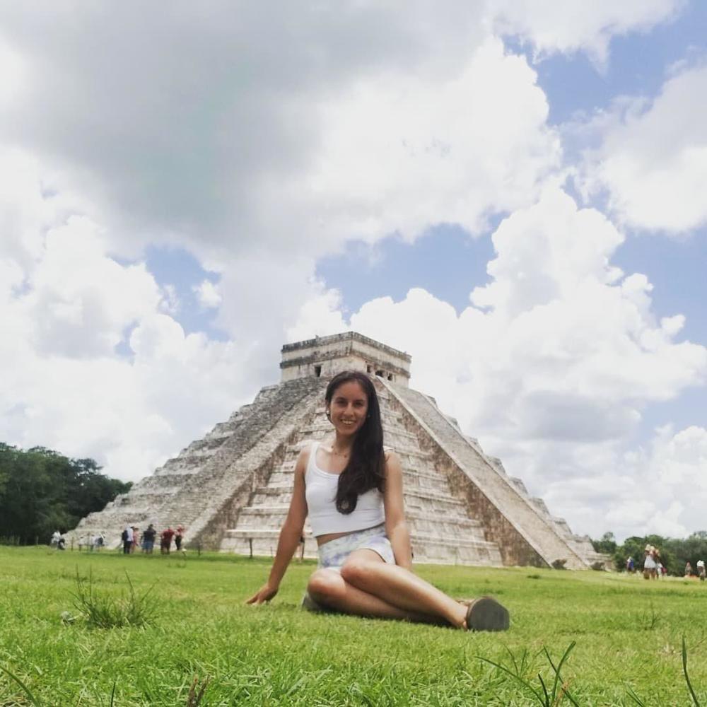 Meet your Posher, Vanessa